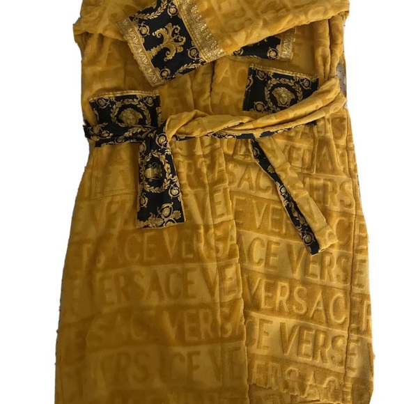 Versace Robe - Picture 2 of 5
